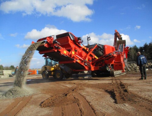 Løvig Entreprenør med ny Terex Finlay knuser